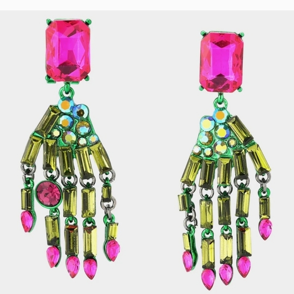 💕▪️Betsey Johnson ▪️ GHOUL FRIENDS SKELETON HAND DROP EARRINGS MULTI